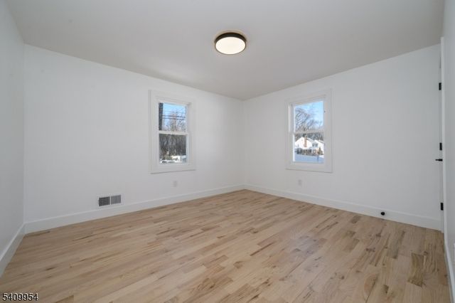 341 Forest Dr, Union Twp., NJ 07083