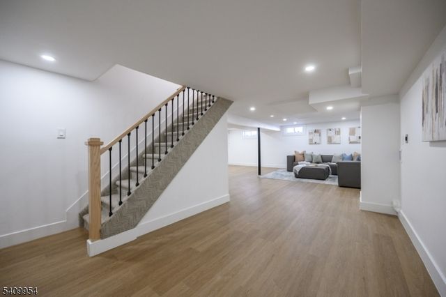 341 Forest Dr, Union Twp., NJ 07083