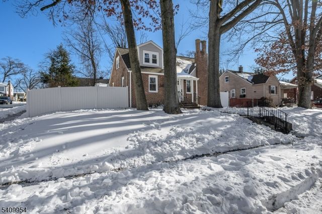 341 Forest Dr, Union Twp., NJ 07083