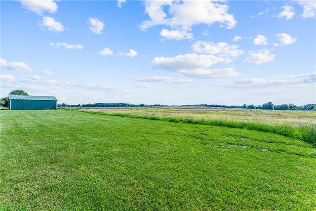 3205 Eastbrook Volant Rd, Hickory Twp, PA 16156