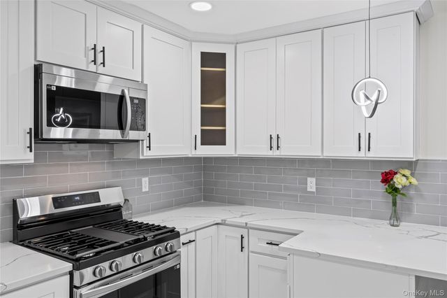 201 Hilltop Drive, Brentwood, NY 11717