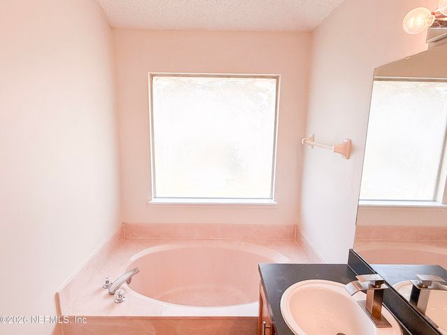 6112 WINDING BRIDGE Drive, Jacksonville, FL 32277