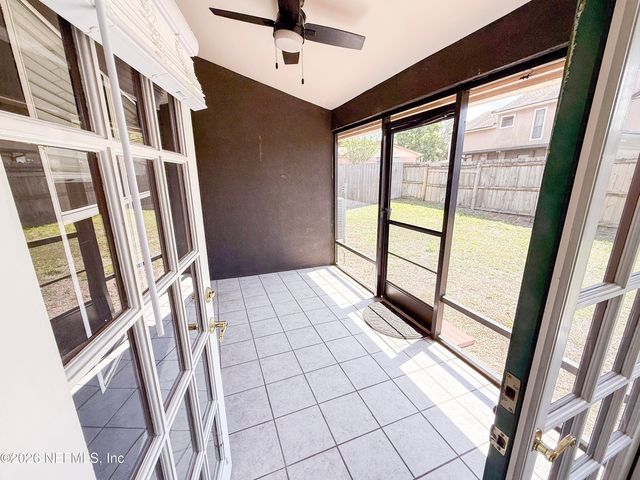 6112 WINDING BRIDGE Drive, Jacksonville, FL 32277