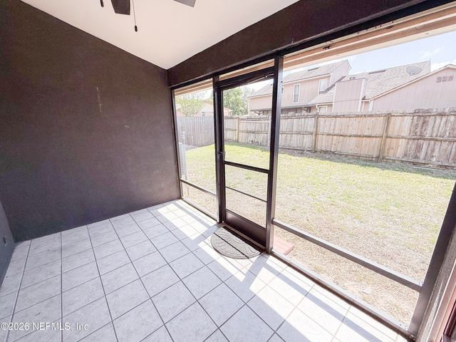 6112 WINDING BRIDGE Drive, Jacksonville, FL 32277