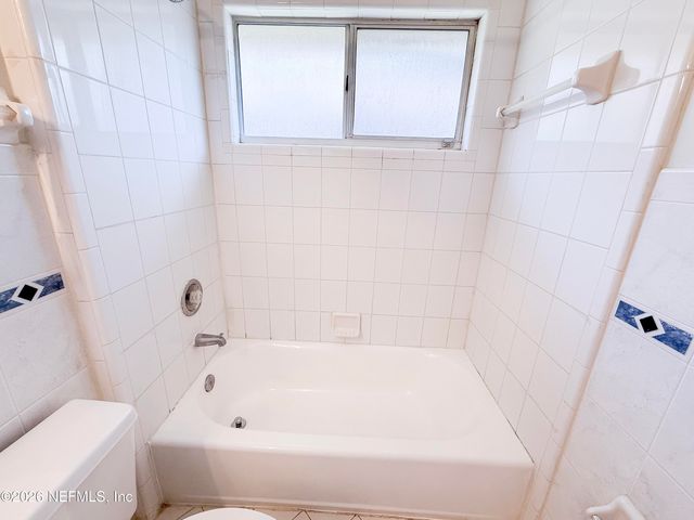 6112 WINDING BRIDGE Drive, Jacksonville, FL 32277