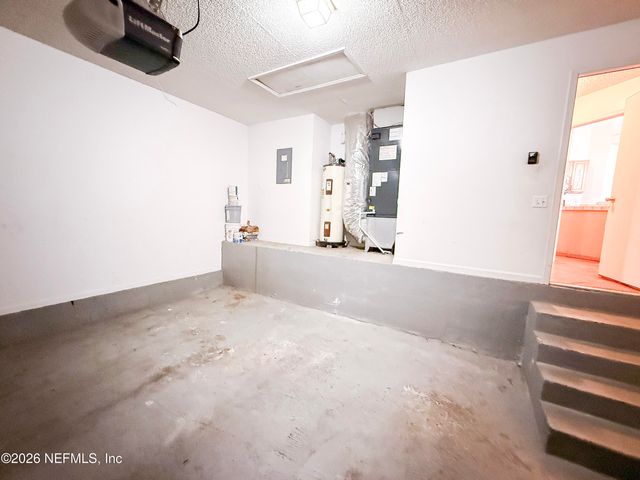 6112 WINDING BRIDGE Drive, Jacksonville, FL 32277