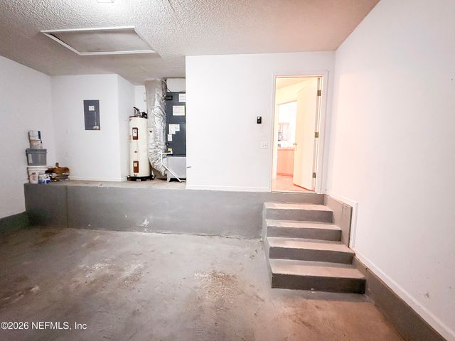 6112 WINDING BRIDGE Drive, Jacksonville, FL 32277