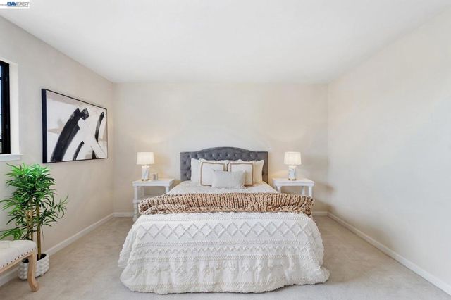5012 Proctor Rd, Castro Valley, CA 94546