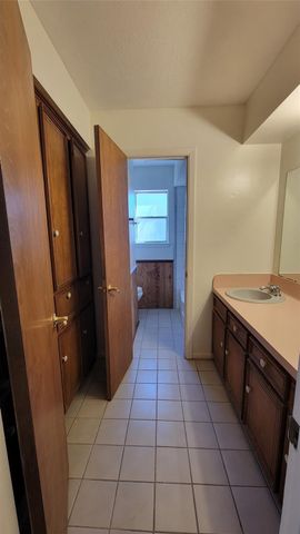 1809 Live Oak Drive, Conroe, TX 77301