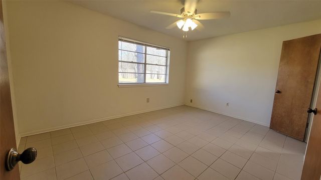 1809 Live Oak Drive, Conroe, TX 77301