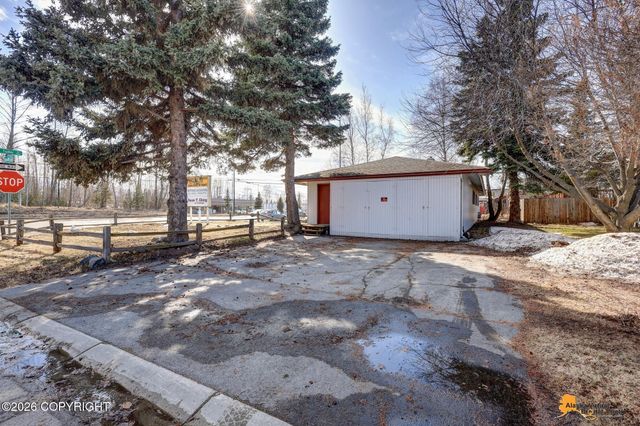 1563 E Tudor Road, Anchorage, AK 99507