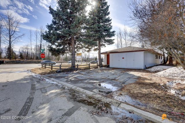 1563 E Tudor Road, Anchorage, AK 99507