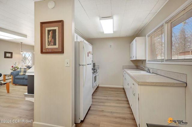 1563 E Tudor Road, Anchorage, AK 99507