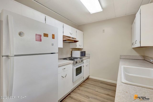 1563 E Tudor Road, Anchorage, AK 99507