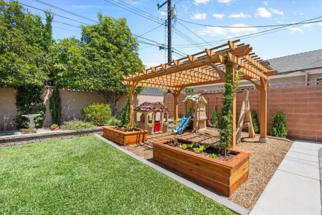11016 Lindesmith, Whittier, CA 90603