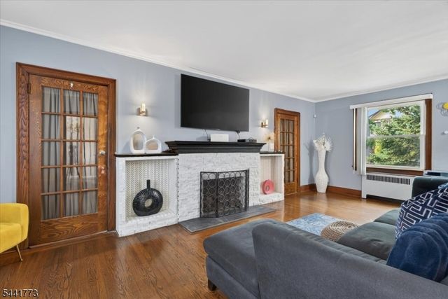459 Twin Oaks Rd, Union Twp., NJ 07083