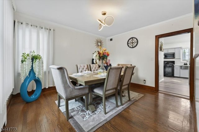459 Twin Oaks Rd, Union Twp., NJ 07083