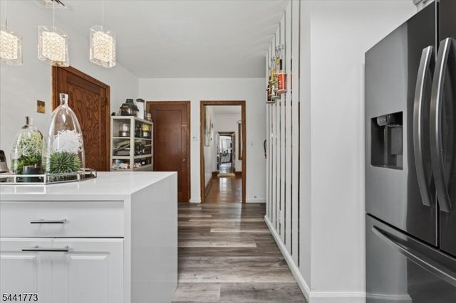 459 Twin Oaks Rd, Union Twp., NJ 07083