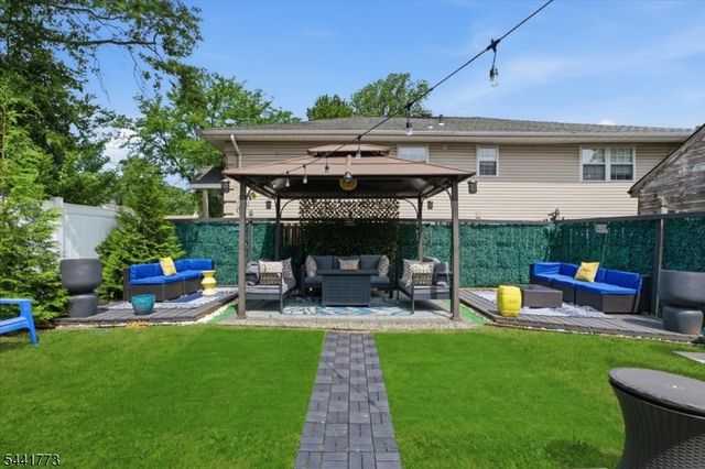 459 Twin Oaks Rd, Union Twp., NJ 07083