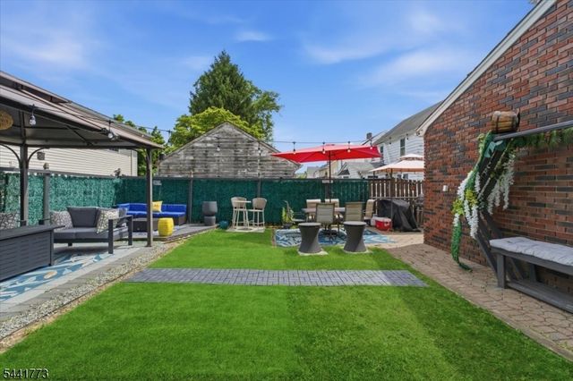 459 Twin Oaks Rd, Union Twp., NJ 07083