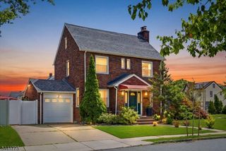 459 Twin Oaks Rd, Union Twp., NJ 07083