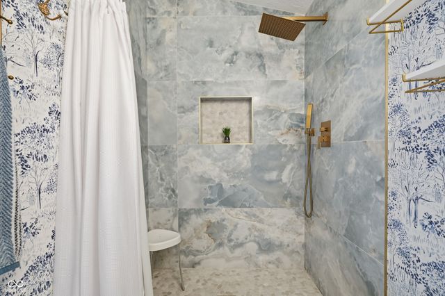 947 Wickham Court 208, Carmel, IN 46032