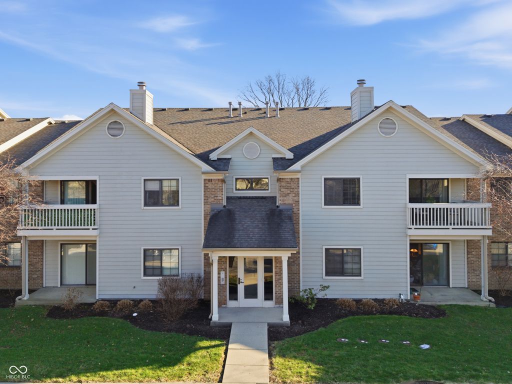 947 Wickham Court 208, Carmel, IN 46032