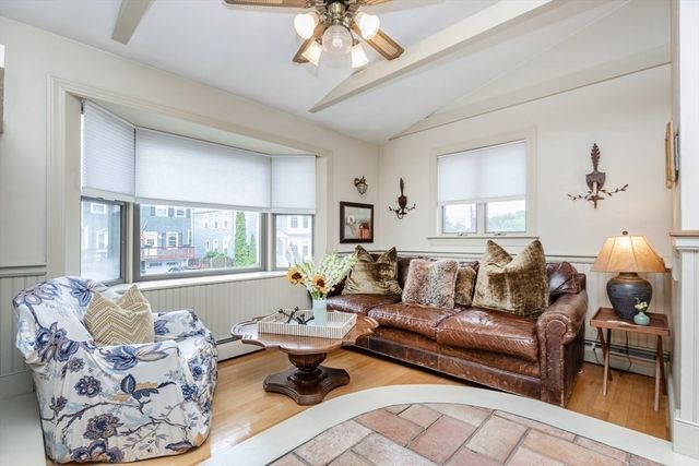 24 Pond Street 1, Marblehead, MA 01945
