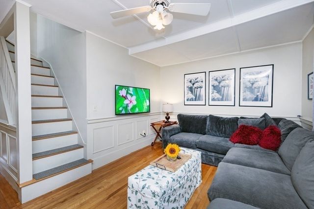 24 Pond Street 1, Marblehead, MA 01945