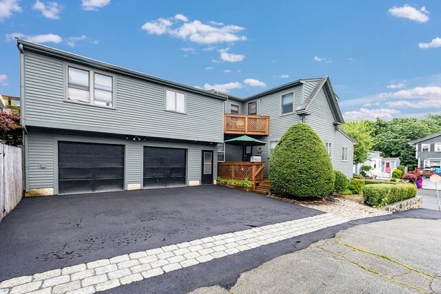 24 Pond Street 1, Marblehead, MA 01945