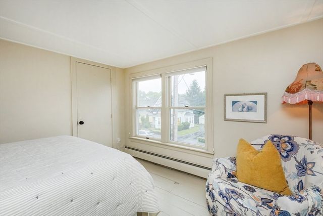 24 Pond Street 1, Marblehead, MA 01945