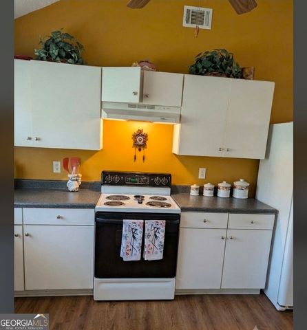 4384 Chestnut Oaks Trace, Lithonia, GA 30038