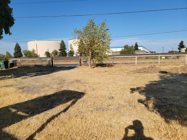 13300 Mcfarland St, Galt, CA 95632