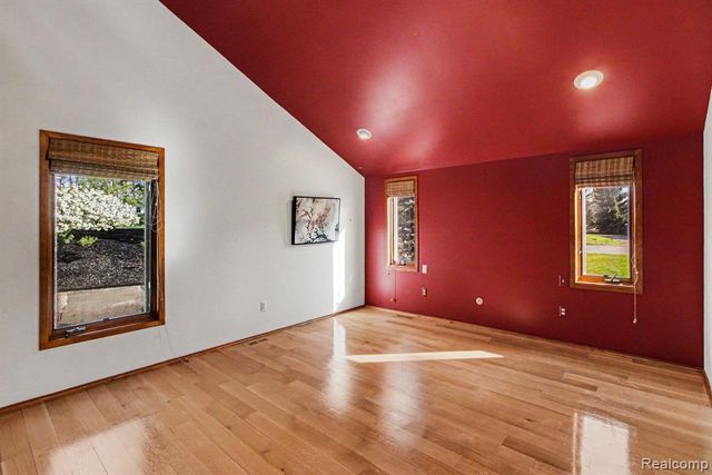 2501 Doleman Drive, West Bloomfield, MI 48324