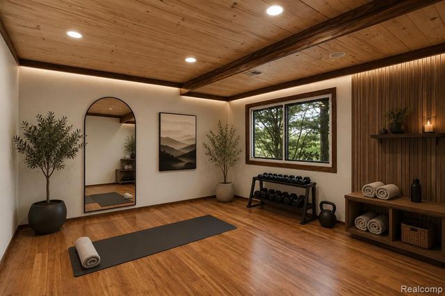 2501 Doleman Drive, West Bloomfield, MI 48324