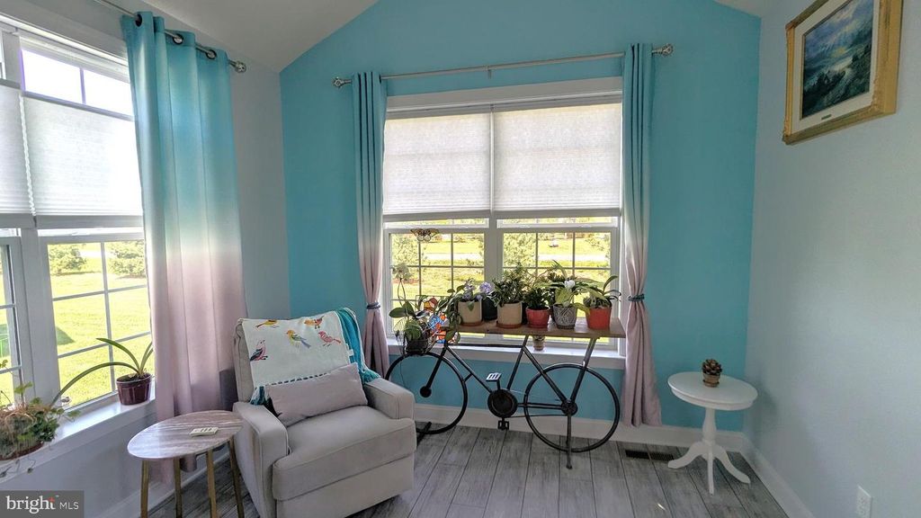 Image 12 of property listing at 802 MOORINGS CIR #21, Stevensville, MD 21666