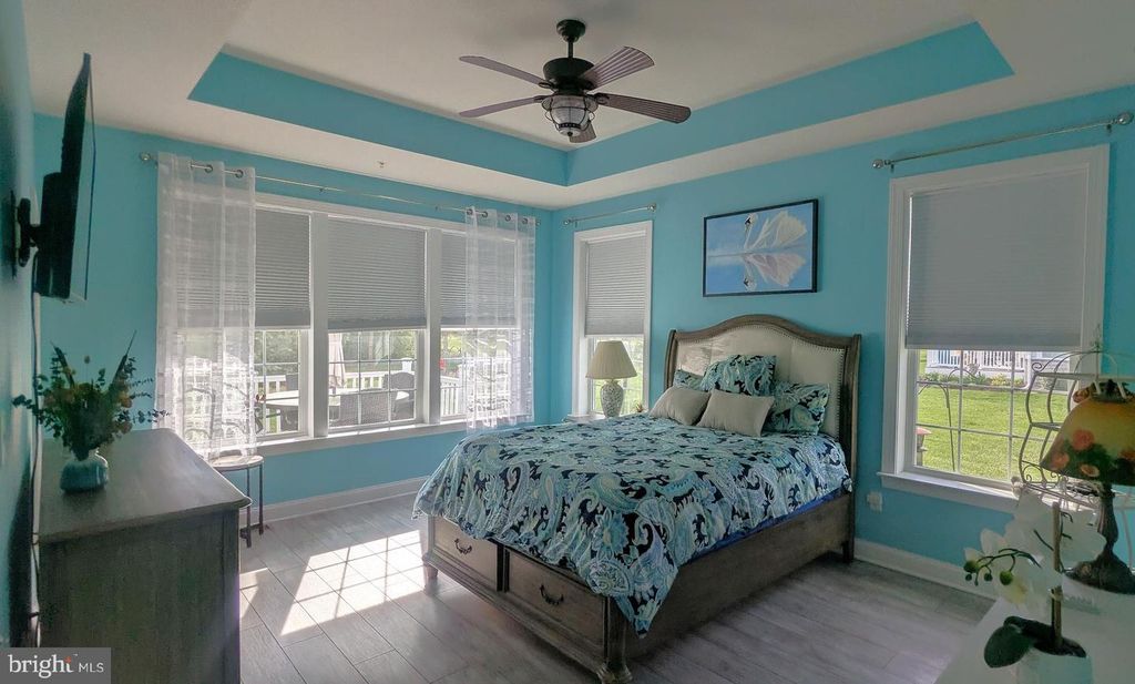 Image 15 of property listing at 802 MOORINGS CIR #21, Stevensville, MD 21666