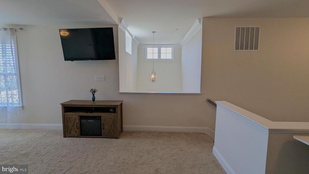 Image 25 of property listing at 802 MOORINGS CIR #21, Stevensville, MD 21666