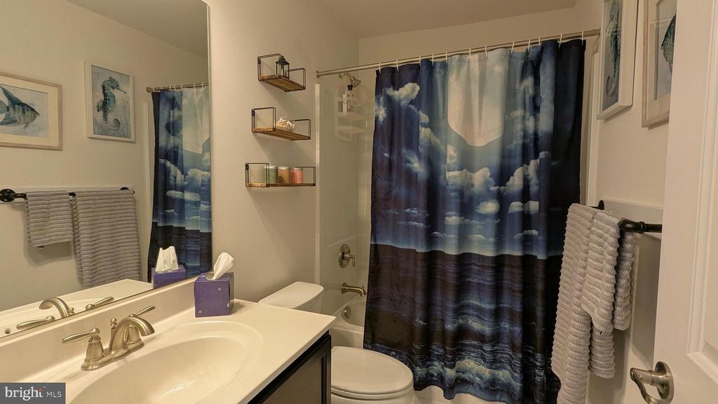 Image 26 of property listing at 802 MOORINGS CIR #21, Stevensville, MD 21666