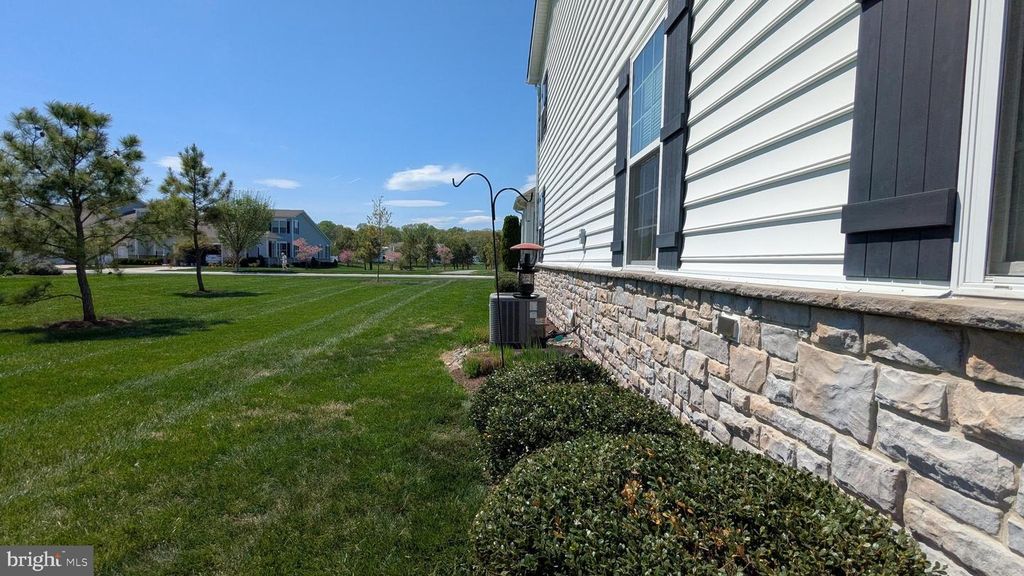 Image 33 of property listing at 802 MOORINGS CIR #21, Stevensville, MD 21666