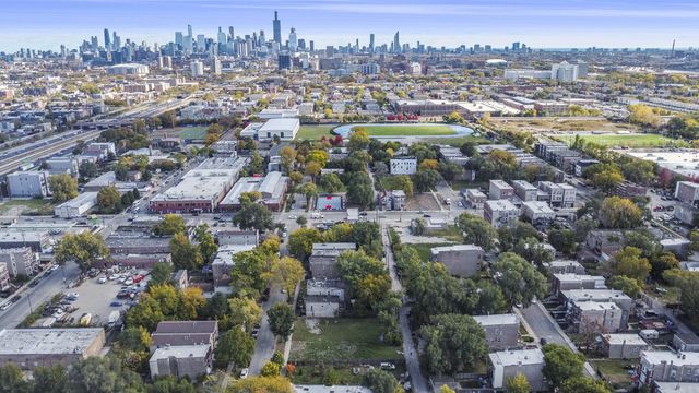 2839 W Flournoy Street, Chicago, IL 60612