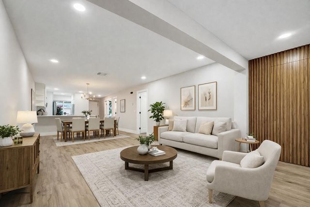 13735 Flora Place C, Delray Beach, FL 33484