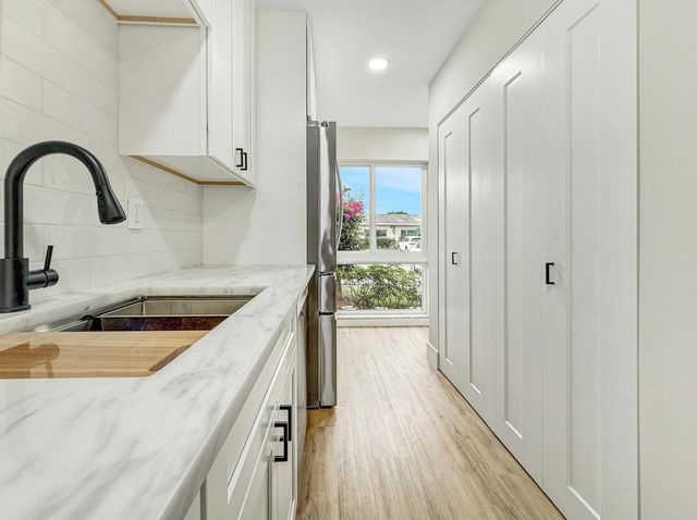 13735 Flora Place C, Delray Beach, FL 33484