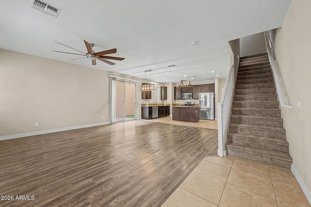7829 W PIKE Place, Phoenix, AZ 85035