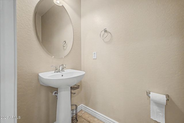 7829 W PIKE Place, Phoenix, AZ 85035