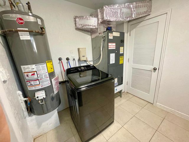 7661 Farragut Street, Hollywood, FL 33024