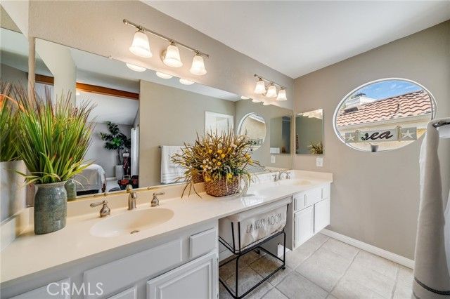 22 La Costa, Laguna Beach, CA 92651