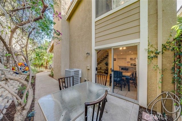 22 La Costa, Laguna Beach, CA 92651