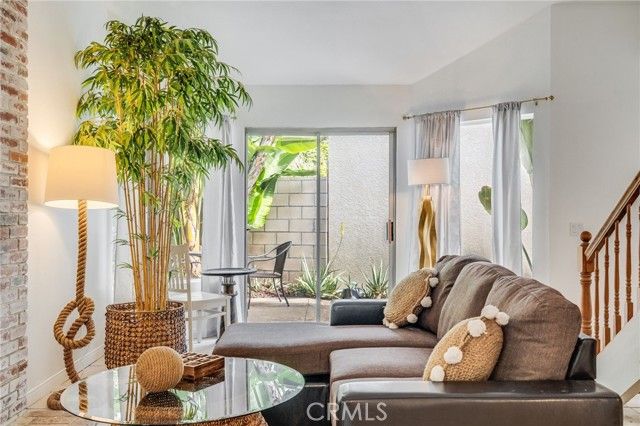 22 La Costa, Laguna Beach, CA 92651