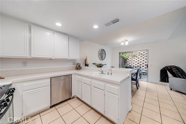 22 La Costa, Laguna Beach, CA 92651